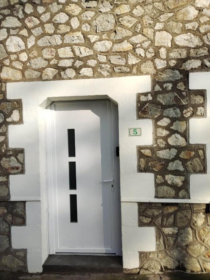 Le Logis Du Bourgneuf Charmante Petite Maison Villa Le Bourgneuf-la-Foret Buitenkant foto